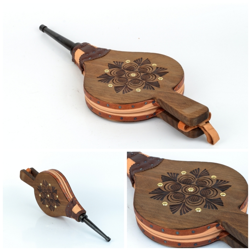 Krbové dmychadlo s ornamentem 45 x 18 cm gravírované