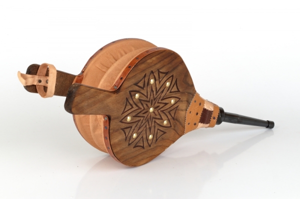 Krbové dmychadlo s rytím a cvočky 48cm