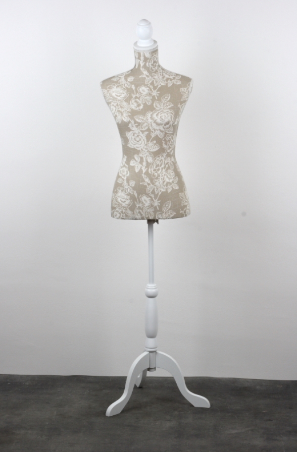 Krejčovská panna květy 165cm