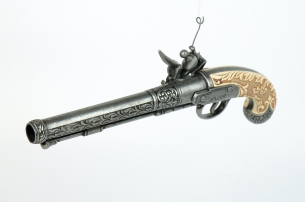 Křesadlová pistole 30 cm historická replika