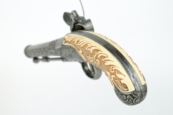 Křesadlová pistole 30 cm historická replika