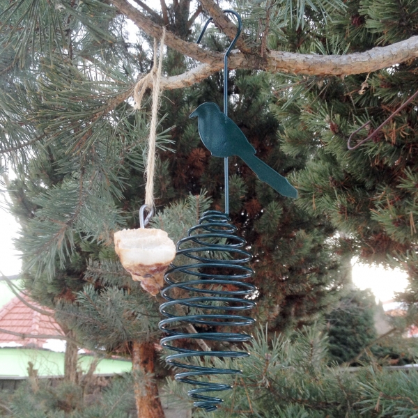 Krmítko na lojové koule 9,8x7,7x35,2cm typ2