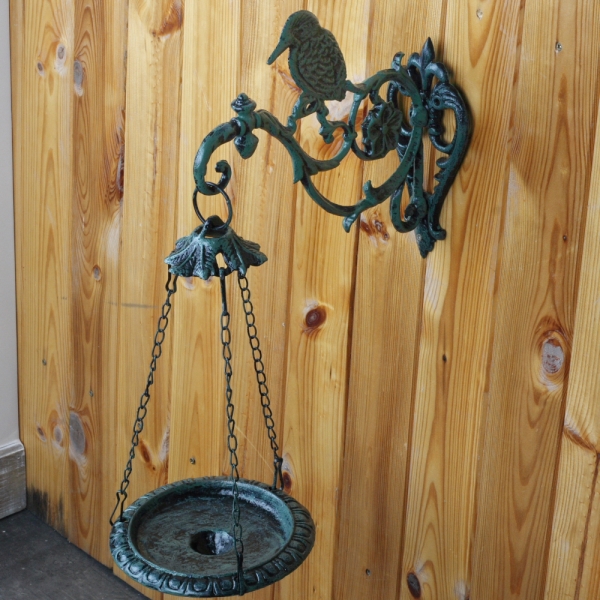 Krmítko pro ptáky na konzoli s datlem 42cm