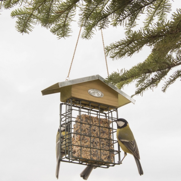 Krmitko pro ptaky na lojový blok