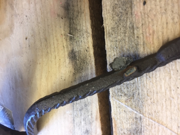 Krmítko pro ptáky - vyřazeno