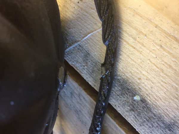 Krmítko pro ptáky - vyřazeno