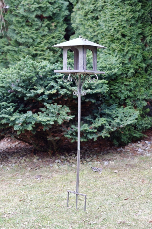 Krmítko pro ptáky zápich do trávníku 30x30x150cm