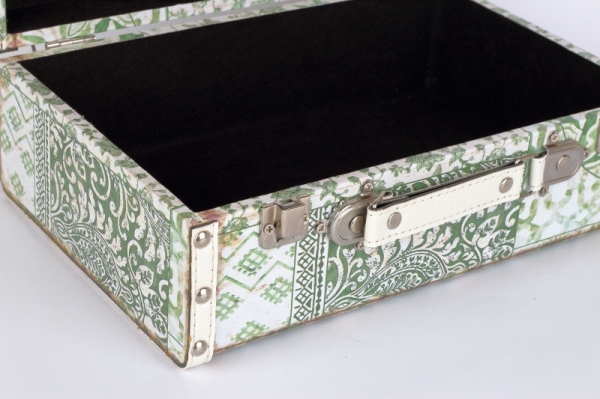 Kufr dřevěný 30x20x11,5cm