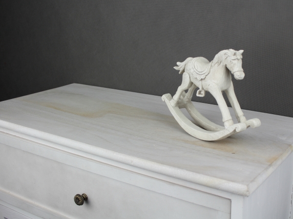 Kůň houpací bílý 15x19 cm