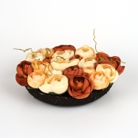 Květina v podstavci