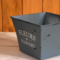 Květináč čtverec 11x11 cm