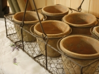 Květináč na pěstování bylinek