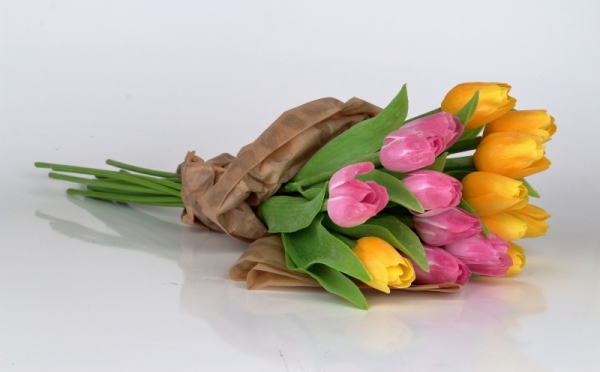 Kytice umělých tulipánů růžové/žluté 17ks