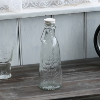 Láhev na mléko s pákovým uzávěrem