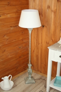 Lampa vysoká hnědá + cylindr - bílé šisování 130cm