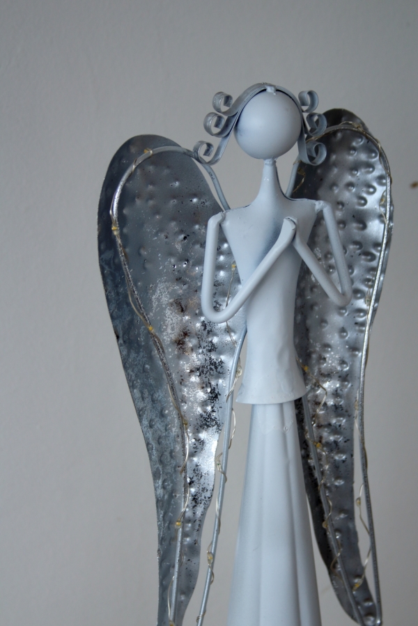 LED dekorace kovový anděl modlící se