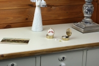 Lékovka s červeným motýlem kulatá