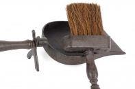 Litinová lopatka a smetáček 32cm