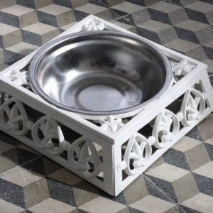 Litinová miska pro psa bílý smalt 23x23cm