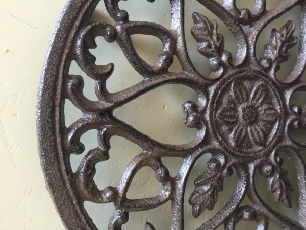 Litinová podložka pod hrnec 19cm - vyřazeno