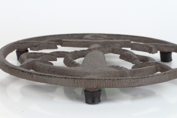 Litinová podložka pod hrnec kotva 17cm