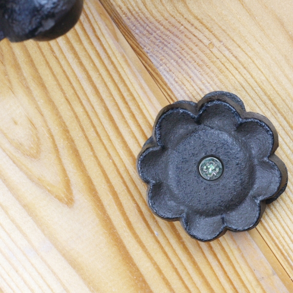 Litinové klepadlo ptáček 14,2x19x4cm 