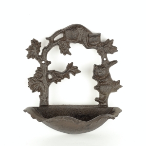 Litinové pítko pro ptáky na zeď