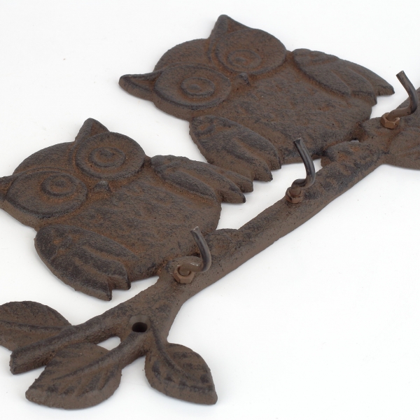 Litinový nástěnný věšák sovy 28x17cm