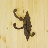 Litinový otočný trojháček na stěnu 14,2 cm