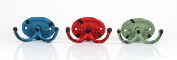 Litinový retro věšák na ručníky dvojháček oválný modrý