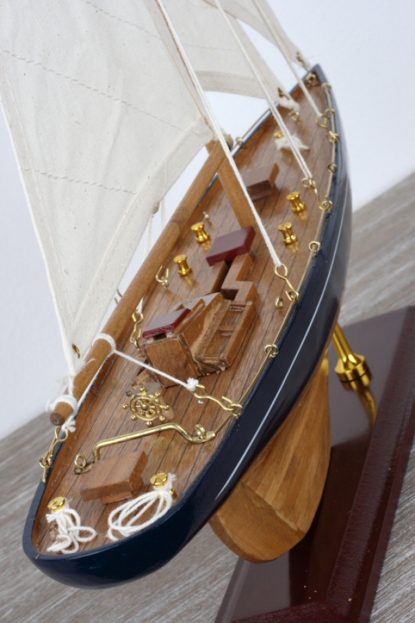 Loď plachetnice 42x8x54 cm