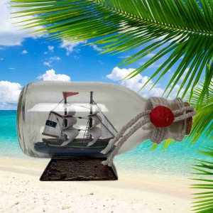 Loď v láhvi 11,5 x 6,5 cm