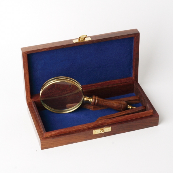 Lupa ve dřevěném pouzdru 15cm