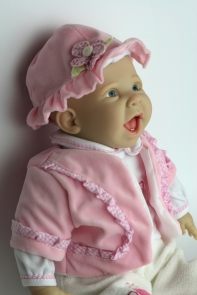 Luxusní vinylová panenka miminko Emma 48cm