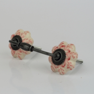 Madlo kovové s keramickými květy 12x4cm