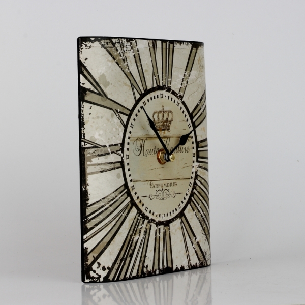 Malé nástěnné hodiny Parfumerie 17,5x21cm