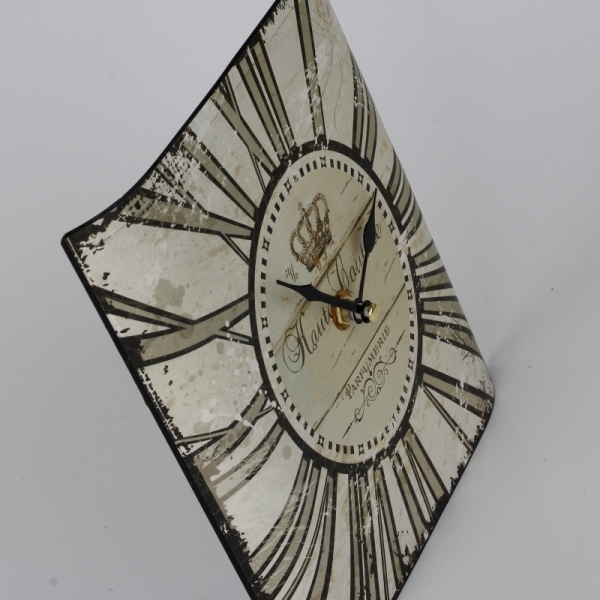 Malé nástěnné hodiny Parfumerie 17,5x21cm