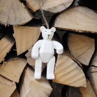 Medvídek dřevěný 11cm bílý  - ruční práce 