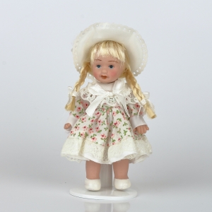 Mini panenka porcelán 12 cm