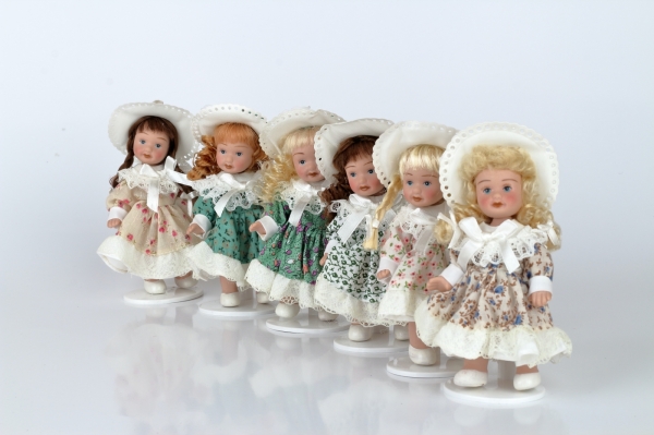 Mini panenka porcelán 12 cm