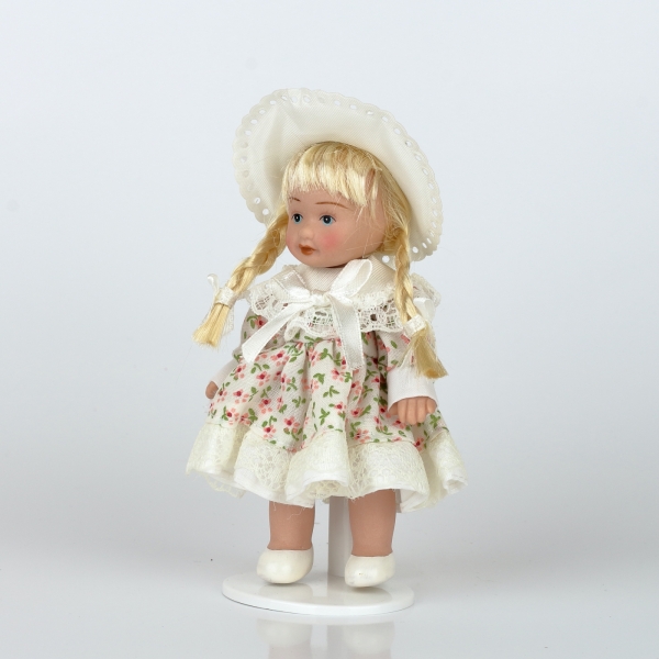 Mini panenka porcelán 12 cm