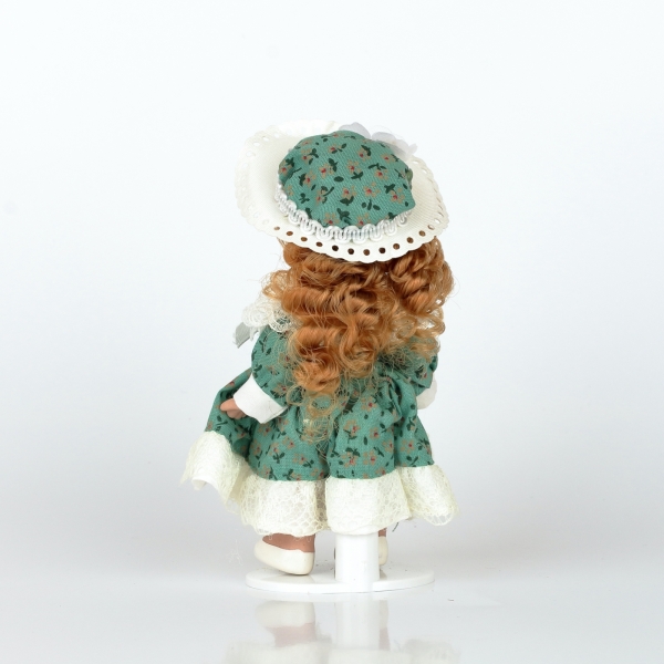 Mini panenka porcelán 12cm rezavé vlasy