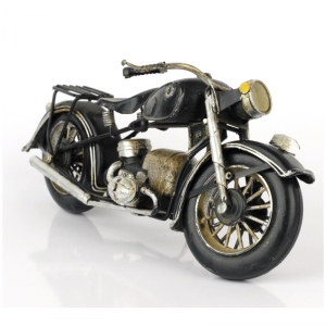 Model černé motorky 27cm