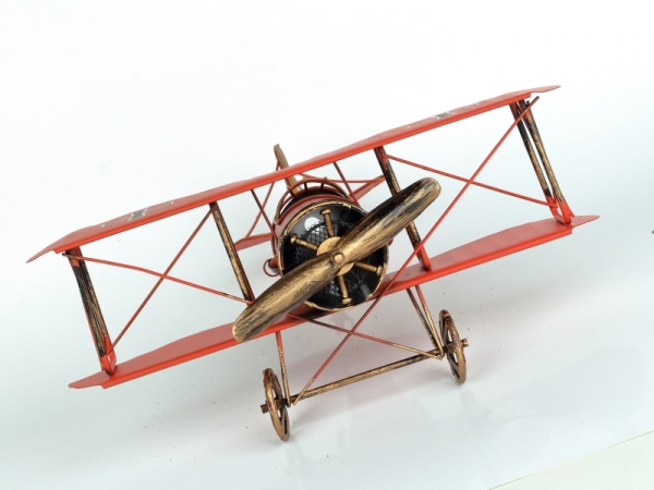 Model červeného letadla 27x30cm