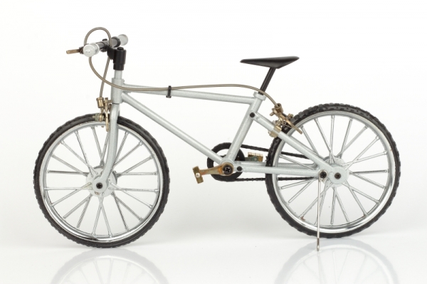 Model kolo stříbrné