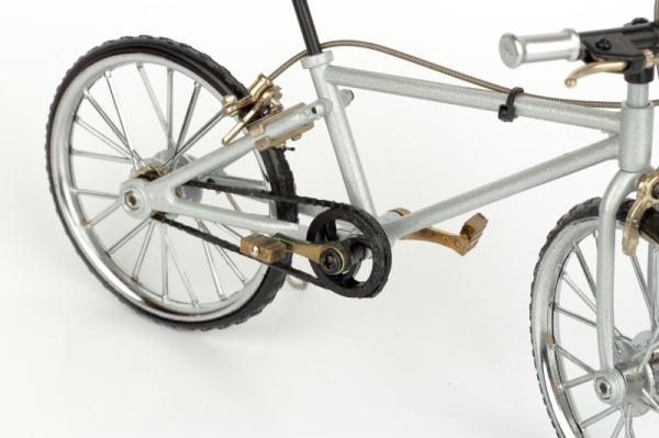 Model kolo stříbrné