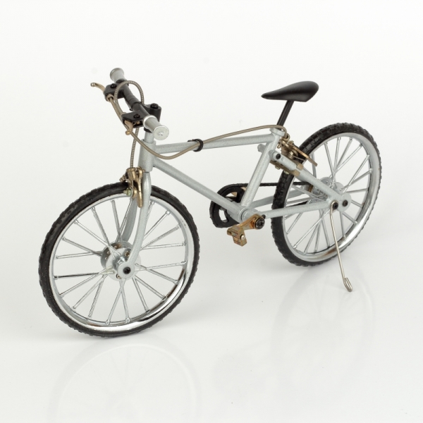 Model kolo stříbrné