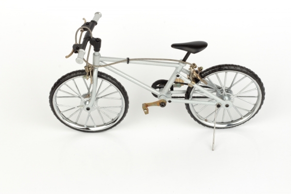 Model kolo stříbrné