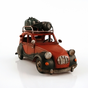 Model kovového auta - červená karoserie 30x20x15cm