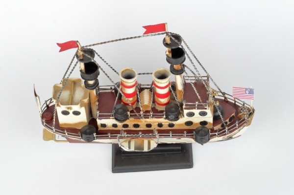Model lodi parník USA 34cm kov